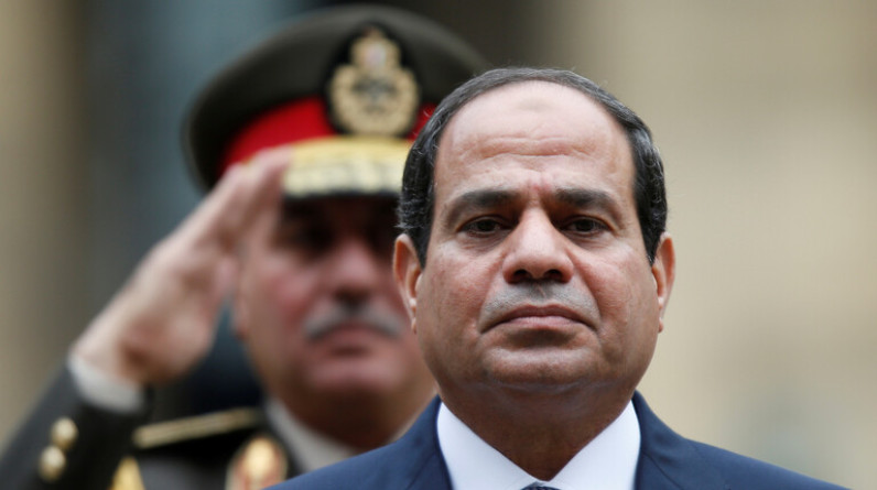 مصر تلجأ لـ"الرخصة الذهبية" لجذب الدولار بقرار من السيسي